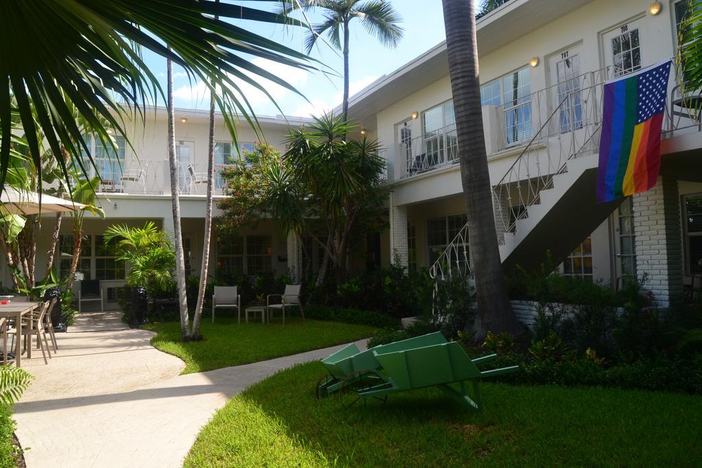 Grand Palm Plaza Hotel Fort Lauderdale Exterior photo