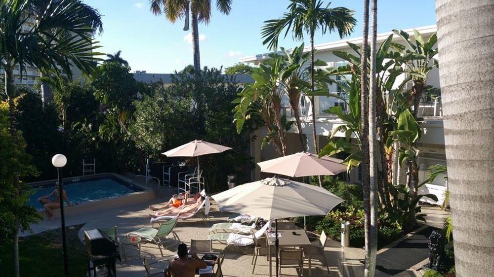 Grand Palm Plaza Hotel Fort Lauderdale Exterior photo