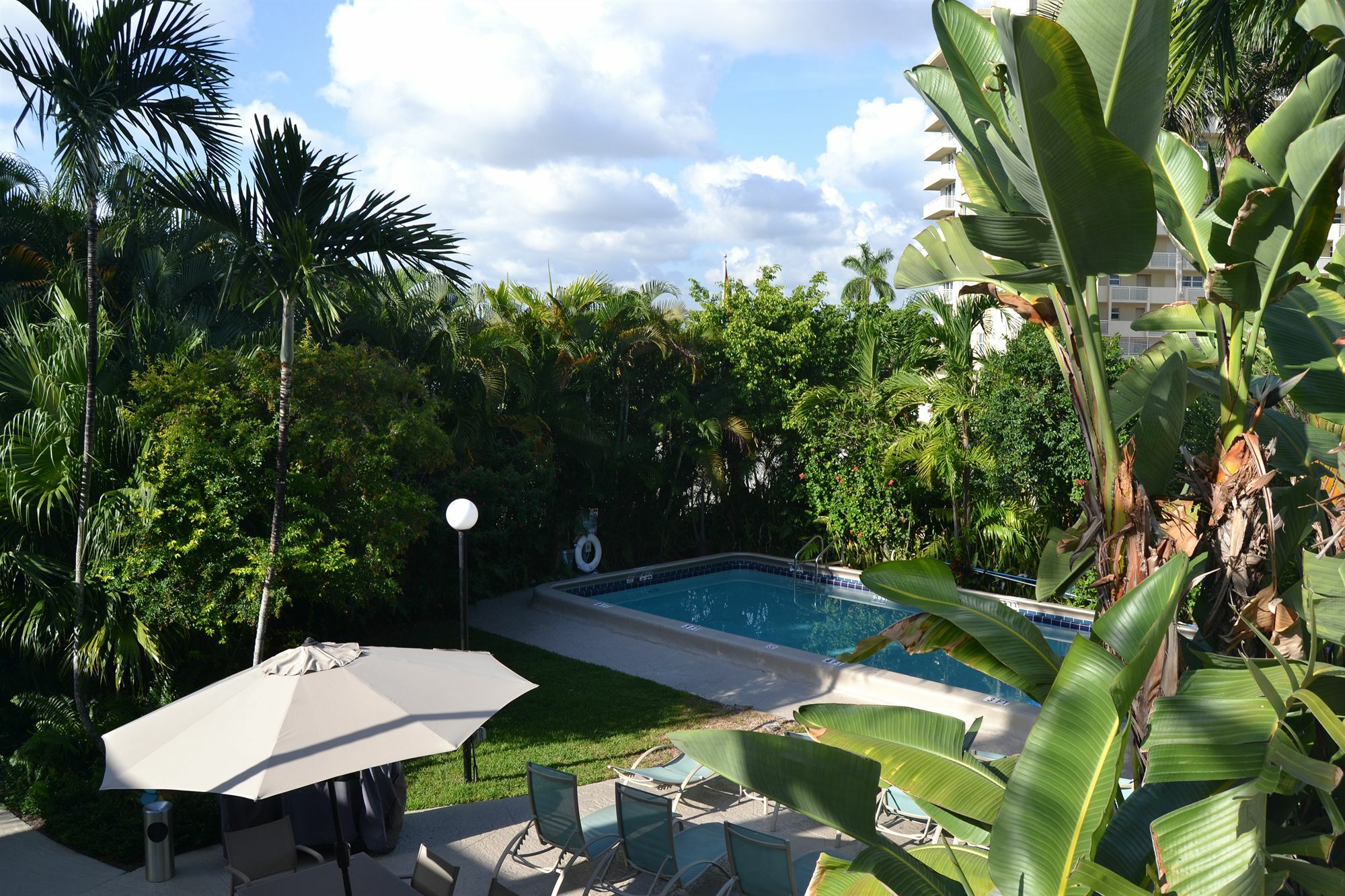 Grand Palm Plaza Hotel Fort Lauderdale Exterior photo